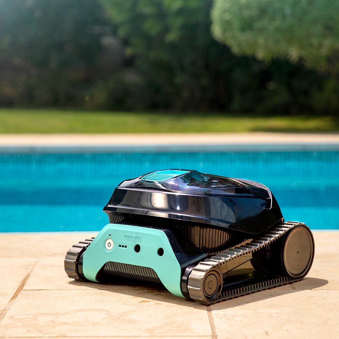 Dolphin LIBERTY 200 Cordless Robotic Pool Cleaner - 99998100-US - The Pool Supply Warehouse